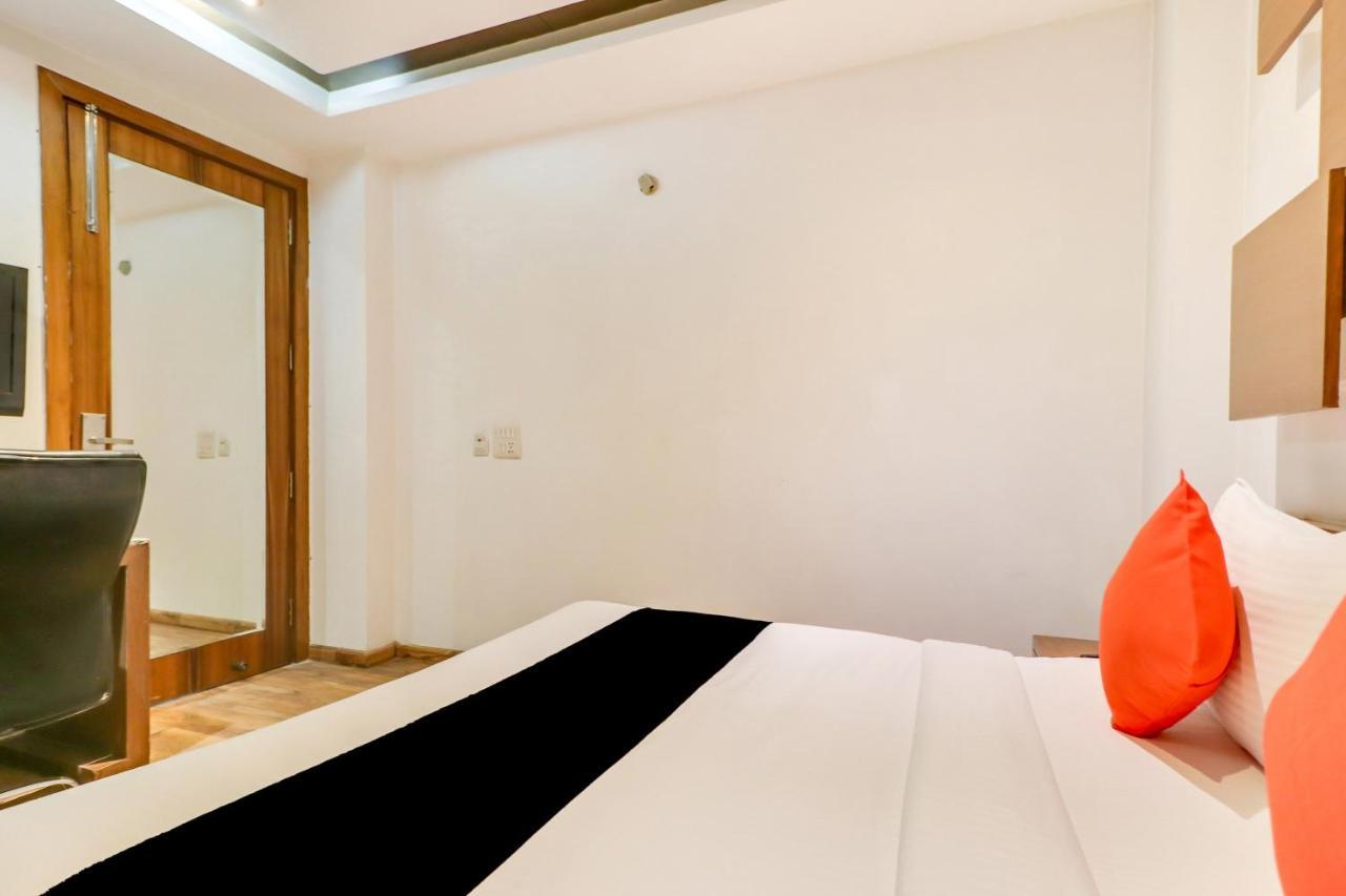 Townhouse 939 Hotel Gagan Inn Near Satyam Inox Patel Nagar Nueva Delhi Exterior foto