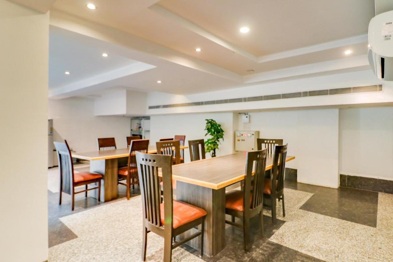 Townhouse 939 Hotel Gagan Inn Near Satyam Inox Patel Nagar Nueva Delhi Exterior foto