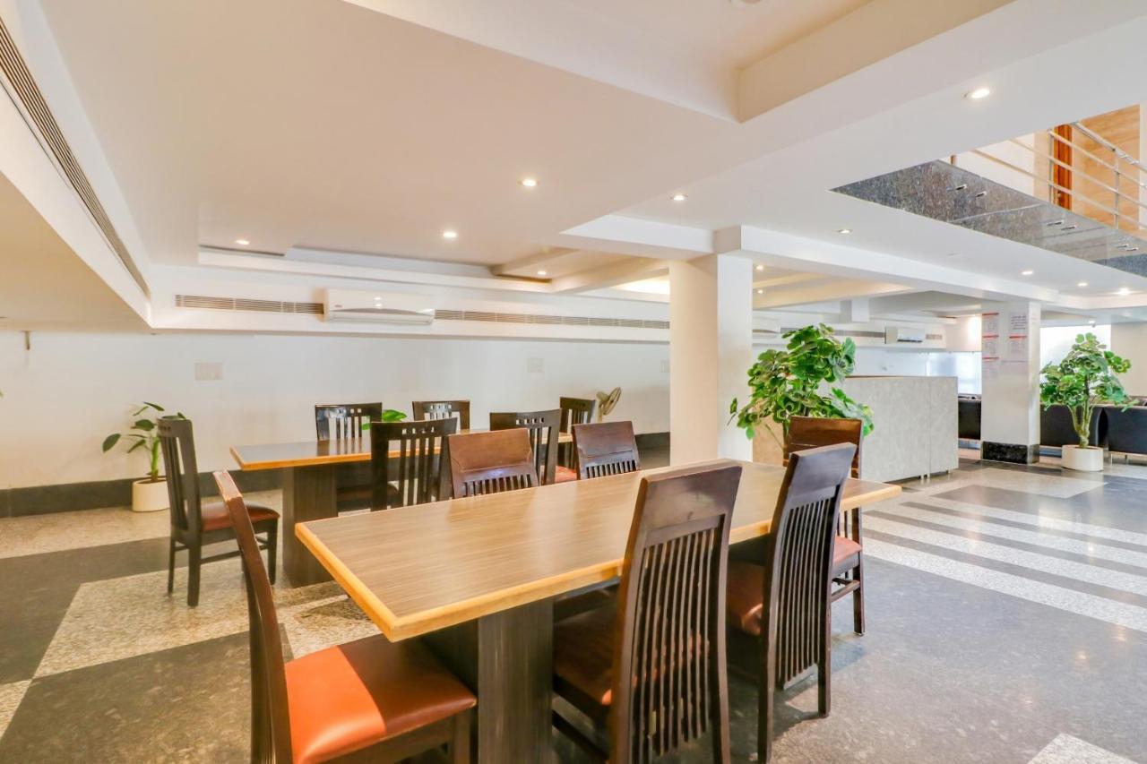 Townhouse 939 Hotel Gagan Inn Near Satyam Inox Patel Nagar Nueva Delhi Exterior foto